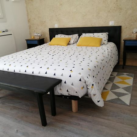 La Basse Monniere Bed & Breakfast Sevremont Bilik gambar