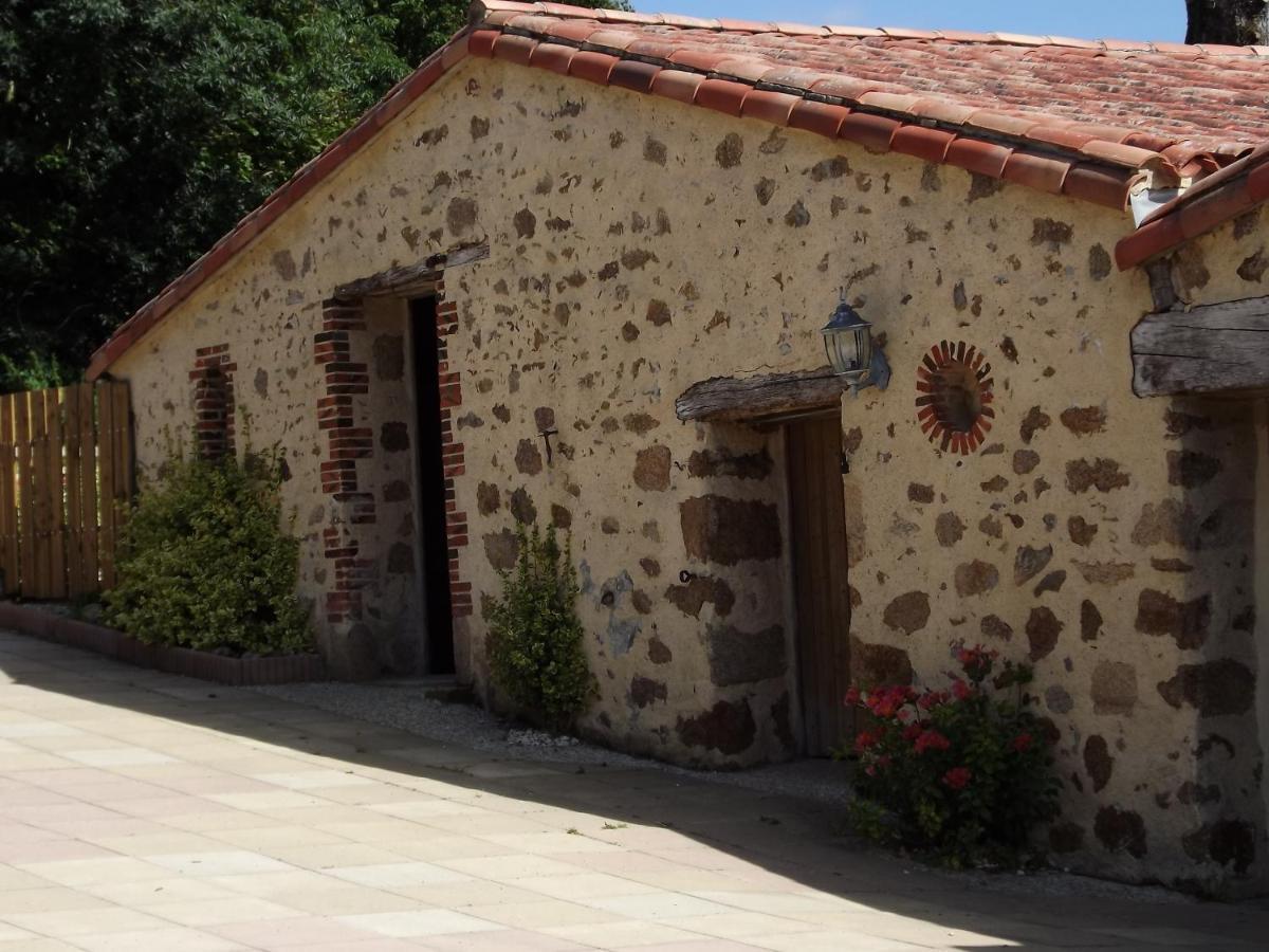 La Basse Monniere Bed & Breakfast Sevremont Luaran gambar