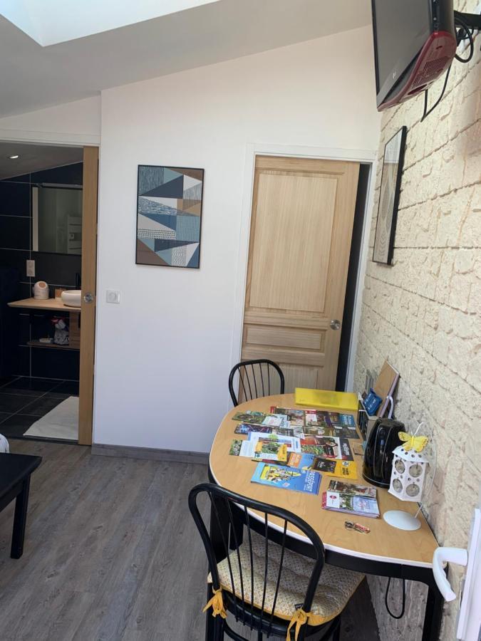 La Basse Monniere Bed & Breakfast Sevremont Luaran gambar